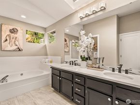 12637 104th Avenue NE, Kirkland WA 98034