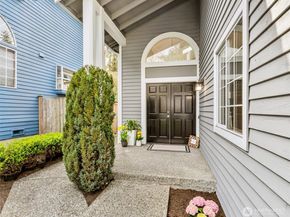 12637 104th Avenue NE, Kirkland WA 98034