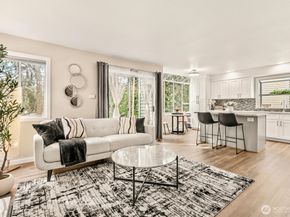 12637 104th Avenue NE, Kirkland WA 98034