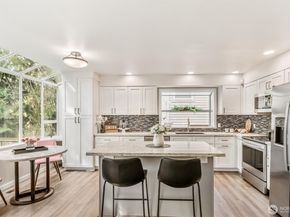 12637 104th Avenue NE, Kirkland WA 98034