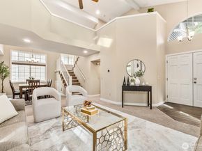 12637 104th Avenue NE, Kirkland WA 98034