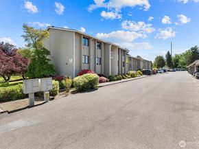 1315 S Puget Drive F12, Renton WA 98055