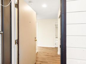 1315 S Puget Drive F12, Renton WA 98055