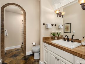 12419 205th Place NE, Woodinville WA 98077