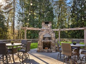 12419 205th Place NE, Woodinville WA 98077