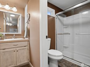 19855 Stavanger Loop NE, Poulsbo WA 98370