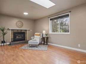 19855 Stavanger Loop NE, Poulsbo WA 98370