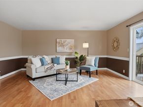 19855 Stavanger Loop NE, Poulsbo WA 98370