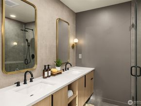 14033 Densmore Avenue N, Seattle WA 98133