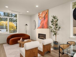 14033 Densmore Avenue N, Seattle WA 98133