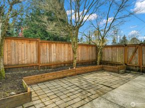 2001 120th Place SE 2102, Everett WA 98208