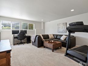 7989 E Barsay Lane, Port Orchard WA 98366