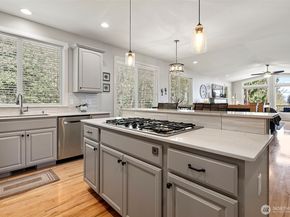 7989 E Barsay Lane, Port Orchard WA 98366