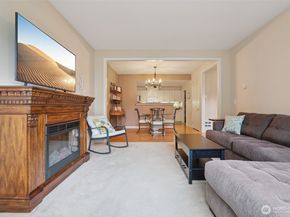 22537 SE 38th Terrace 1426, Issaquah WA 98029