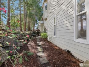 22537 SE 38th Terrace 1426, Issaquah WA 98029