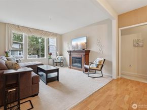 22537 SE 38th Terrace 1426, Issaquah WA 98029