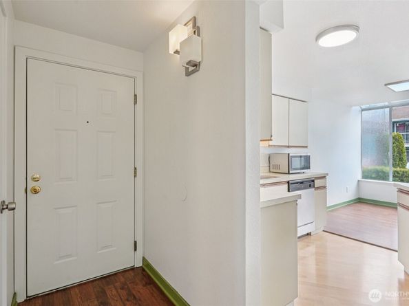 16419 Spruce Way I3, Lynnwood WA 98037