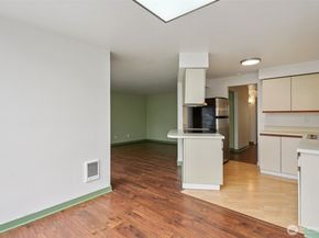 16419 Spruce Way I3, Lynnwood WA 98037