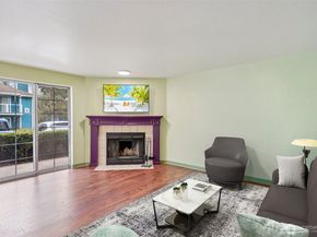 16419 Spruce Way I3, Lynnwood WA 98037
