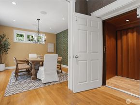 474 Glen Hollow Place SW, Bainbridge Island WA 98110