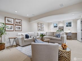 474 Glen Hollow Place SW, Bainbridge Island WA 98110
