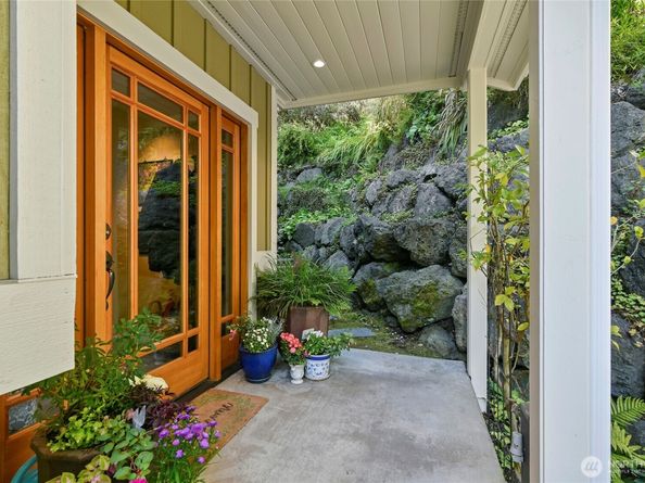 474 Glen Hollow Place SW, Bainbridge Island WA 98110