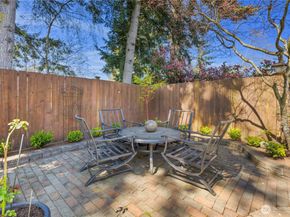 1003 Shelton Ave NE, Renton WA 98056