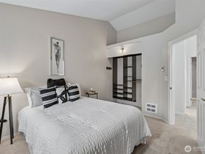 6929 NE 170th Street 8, Kenmore WA 98028