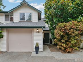 6929 NE 170th Street 8, Kenmore WA 98028