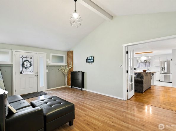 22309 115th Place SE, Kent WA 98031