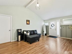 22309 115th Place SE, Kent WA 98031