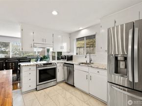 22309 115th Place SE, Kent WA 98031