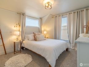 116 4th Avenue N, Edmonds WA 98020