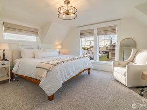 116 4th Avenue N, Edmonds WA 98020