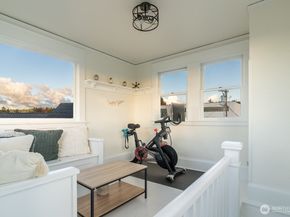 116 4th Avenue N, Edmonds WA 98020