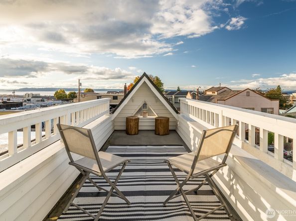 116 4th Avenue N, Edmonds WA 98020