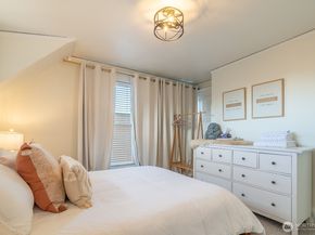 116 4th Avenue N, Edmonds WA 98020