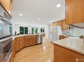 15634 27th Drive SE, Mill Creek WA 98012