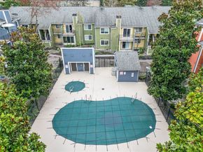 12607 SE 41st Place H207, Bellevue WA 98006