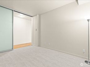 2960 Eastlake Avenue E 111, Seattle WA 98102