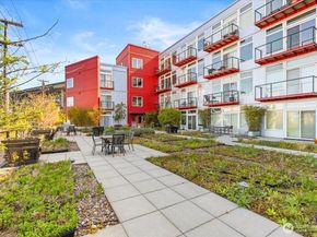 2960 Eastlake Avenue E 111, Seattle WA 98102