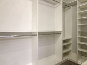 9165 45th Avenue SW 6, Seattle WA 98136