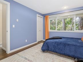 9165 45th Avenue SW 6, Seattle WA 98136