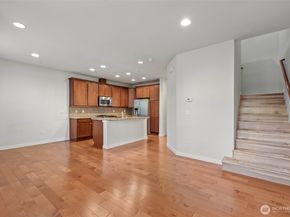 1451 NE Park Drive, Issaquah WA 98029