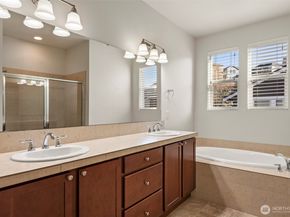 1451 NE Park Drive, Issaquah WA 98029