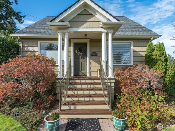 4436 Seahurst, Everett WA 98203