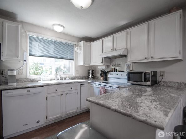 3227 134th Place SW A, Lynnwood WA 98087