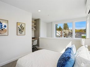 6211 12th Avenue NE, Seattle WA 98115