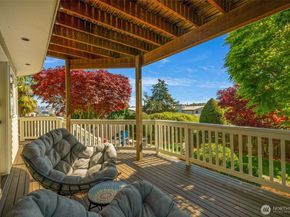 4014 32nd Avenue SW, Seattle WA 98126