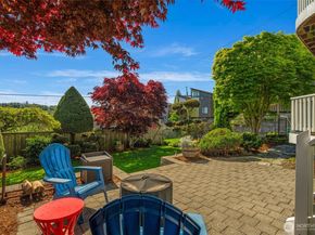 4014 32nd Avenue SW, Seattle WA 98126